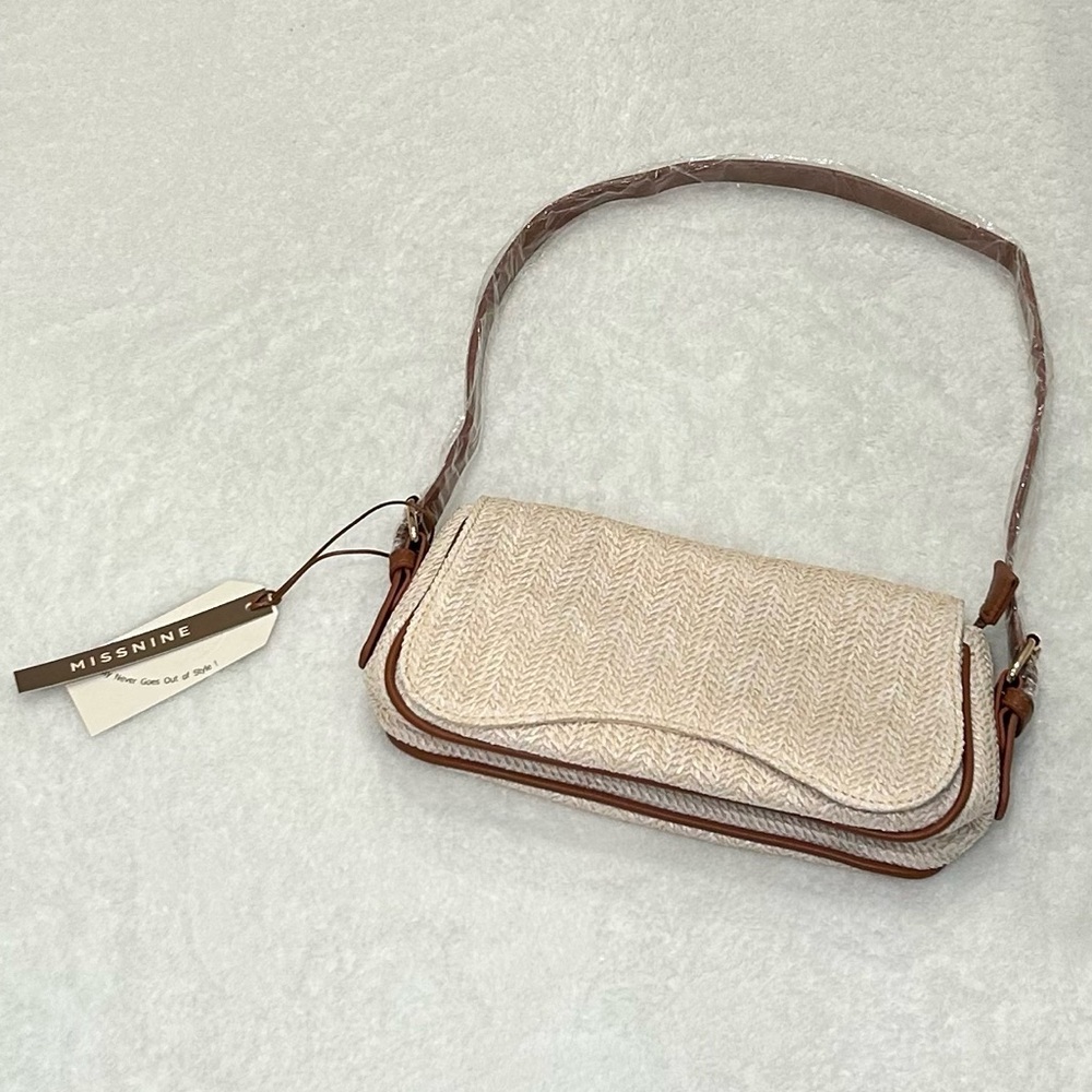 *New* Shoulder Bag Purse/Trendy Underarm Crescent - Brown and Raffia Woven - Picture 9 of 16